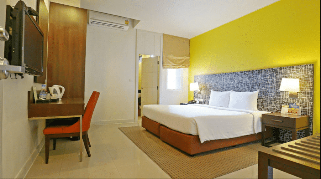 Legacy express hotel sukhumvit- room