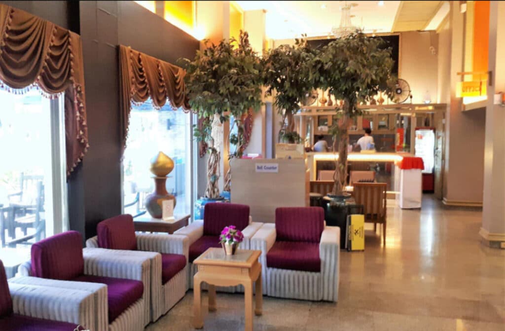 Royal Asian Hotel- Lobby