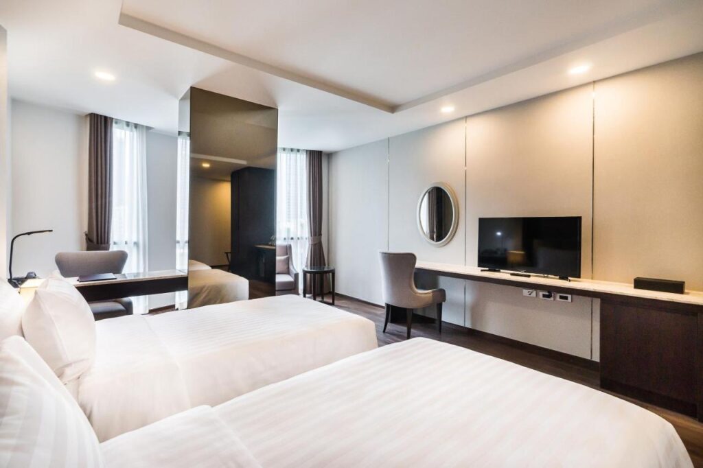 SureStay Plus Hotel-Rooms