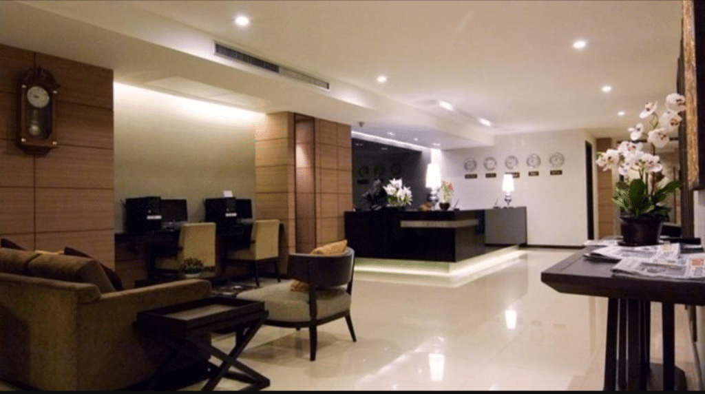 The Dawin hotels- Lobby